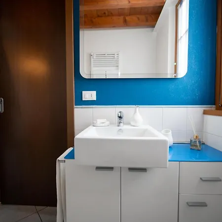 Blu Apartment